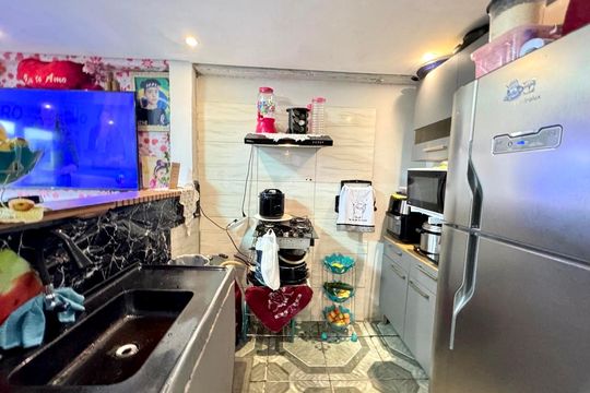 Cozinha de casa à venda com 2 quartos, 100m² em Jardim Monte Alegre, Guarulhos