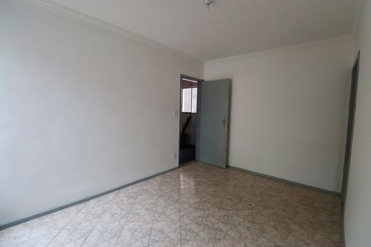 Sala de apartamento para alugar com 2 quartos, 47m² em Nova Brasília, Salvador