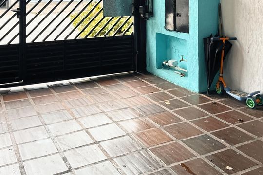 Garagem de casa à venda com 3 quartos, 34m² em Jardim Taquaral, São Paulo