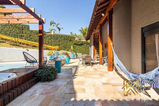 Casa à venda com 4 quartos, 690m² em Residencial Tambore, Barueri