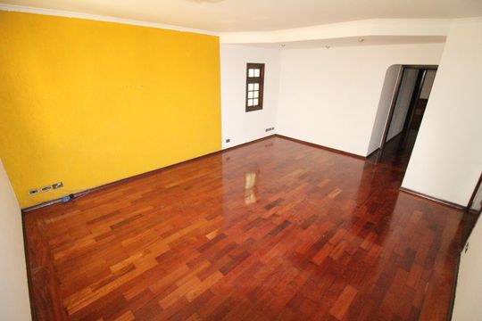 Sala 1 de casa para alugar com 4 quartos, 300m² em Jardim Alvorada, São José dos Campos