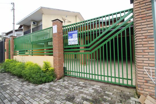 Casa para alugar com 4 quartos, 300m² em Jardim Alvorada, São José dos Campos