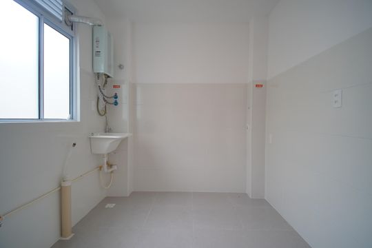 Cozinha de apartamento para alugar com 2 quartos, 42m² em Feitoria, São Leopoldo