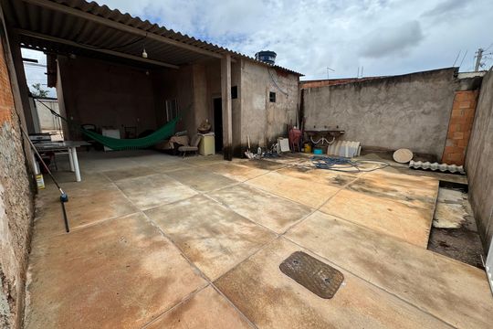Quintal de casa à venda com 1 quarto, 157m² em Setor Habitacional Arniqueira, Brasília