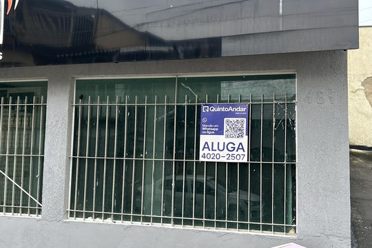 Fachada + placa de casa para alugar com 2 quartos, 126m² em Realengo, Rio de Janeiro