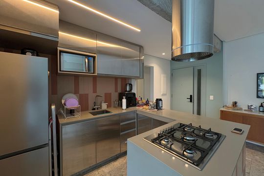 Apartamento para alugar com 2 quartos, 100m² em Barra da Tijuca, Rio de Janeiro