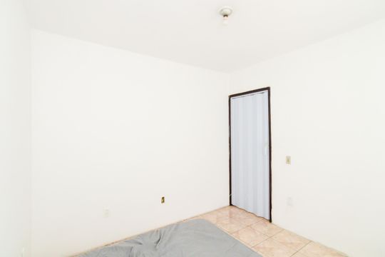 Quarto  de kitnet/studio para alugar com 1 quarto, 48m² em Jardim Kida, Guarulhos