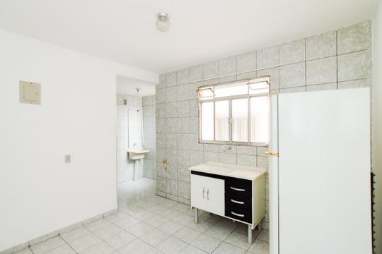 Sala/Cozinha  de kitnet/studio para alugar com 1 quarto, 48m² em Jardim Kida, Guarulhos