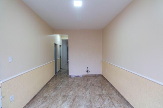 Sala de casa para alugar com 2 quartos, 120m² em Campo Grande, Rio de Janeiro