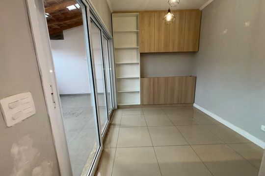 Casa de Condomínio para alugar com 3 quartos, 124m² em Rio Cotia, Cotia