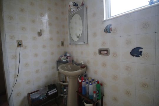 Casa à venda com 4 quartos, 360m² em Taquara, Rio de Janeiro