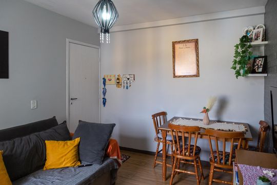 Sala de apartamento para alugar com 2 quartos, 55m² em Jardim Odete, Guarulhos