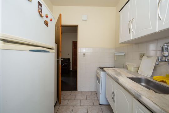 Cozinha de apartamento para alugar com 3 quartos, 60m² em Salgado Filho, Belo Horizonte