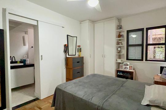 Suite de apartamento à venda com 2 quartos, 64m² em Vila Madalena, São Paulo