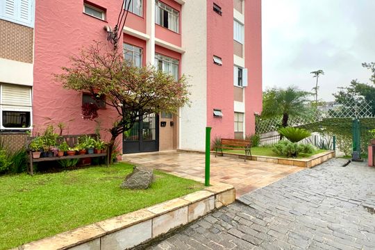 Entrada de apartamento à venda com 2 quartos, 64m² em Vila Madalena, São Paulo