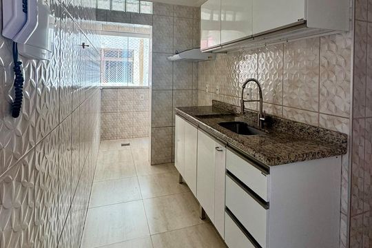 Cozinha de apartamento para alugar com 1 quarto, 56m² em Centro, Campinas