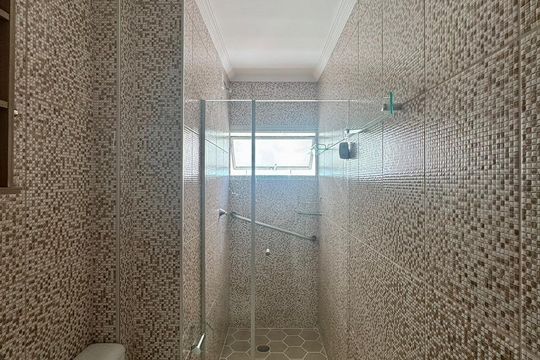 Banheiro de apartamento para alugar com 1 quarto, 56m² em Centro, Campinas