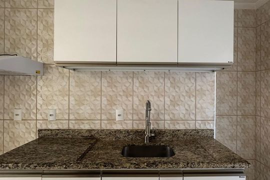 Cozinha de apartamento para alugar com 1 quarto, 56m² em Centro, Campinas