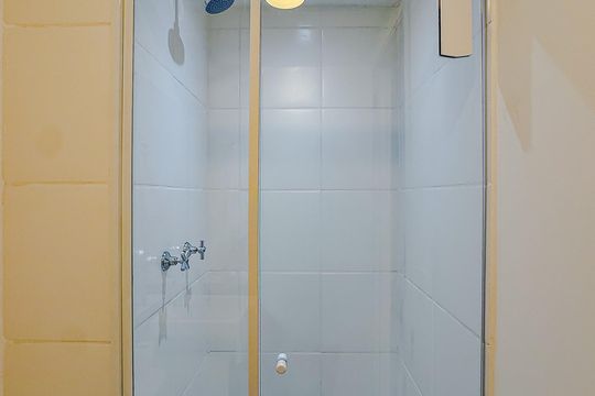 Banheiro de kitnet/studio para alugar com 1 quarto, 29m² em Brás, São Paulo