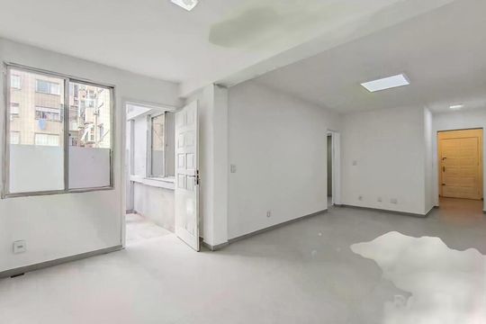 Apartamento à venda com 2 quartos, 80m² em Rio Branco, Porto Alegre