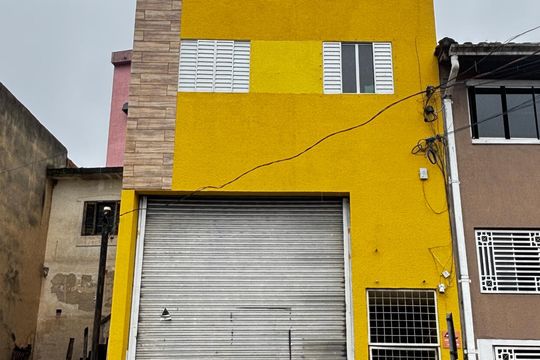Fachada de kitnet/studio para alugar com 1 quarto, 35m² em Vila Suíça, Santo André