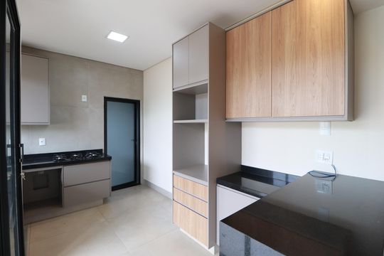 Cozinha  de apartamento para alugar com 3 quartos, 322m² em Jardim Valência, Ribeirão Preto