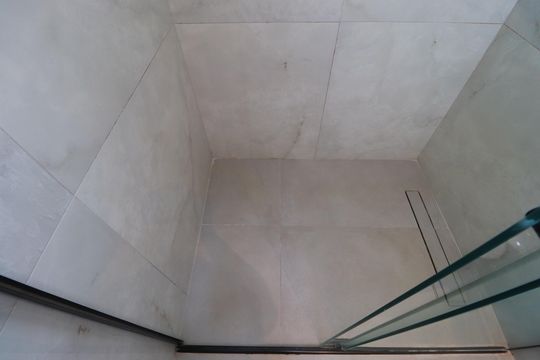 Banheiro social  de apartamento para alugar com 3 quartos, 322m² em Jardim Valência, Ribeirão Preto