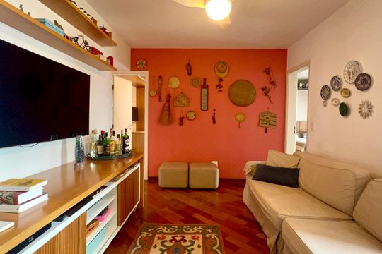 Sala de TV de apartamento à venda com 3 quartos, 148m² em Perdizes, São Paulo