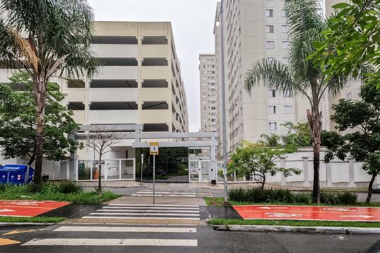 Fachada de apartamento para alugar com 2 quartos, 43m² em Jardim Iris, São Paulo