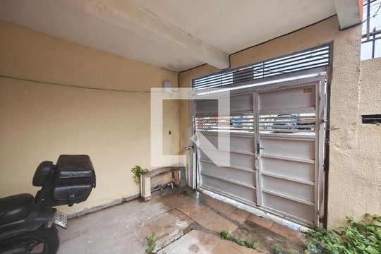 Casa para alugar com 2 quartos, 63m² em Jardim Brasil (Zona Norte), São Paulo