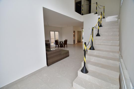 Sala de casa de condomínio para alugar com 3 quartos, 498m² em Sítios de Recreio Gramado, Campinas