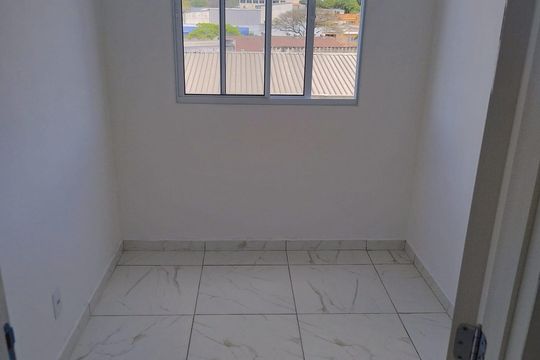 Quarto de apartamento para alugar com 2 quartos, 35m² em Freguesia do Ó, São Paulo