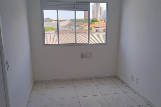 Apartamento para alugar com 2 quartos, 35m² em Freguesia do Ó, São Paulo