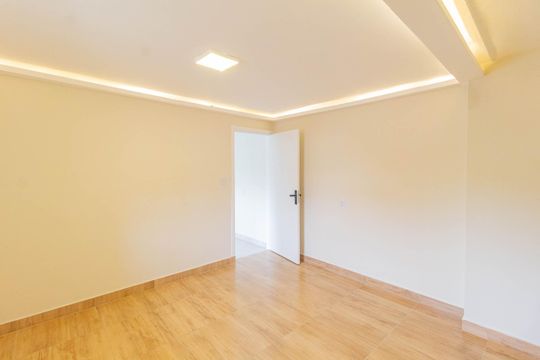 Quarto de casa para alugar com 1 quarto, 125m² em Jardim das Flores, Osasco