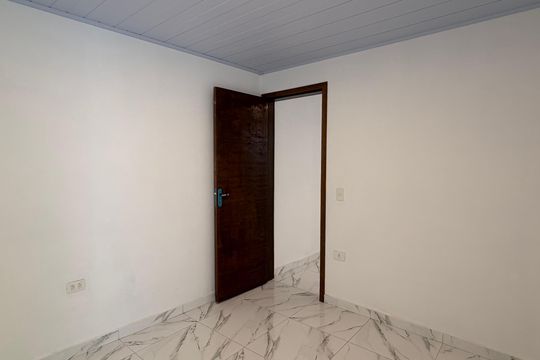 Quarto 1 de casa para alugar com 2 quartos, 74m² em Vila Israel, São Bernardo do Campo
