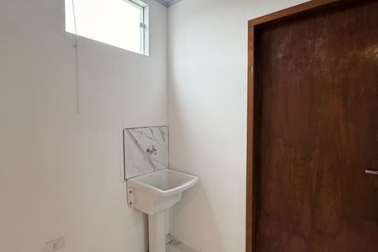 Área de serviço de casa para alugar com 2 quartos, 74m² em Vila Israel, São Bernardo do Campo