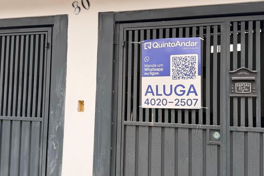 Plaquinha de casa para alugar com 2 quartos, 74m² em Vila Israel, São Bernardo do Campo
