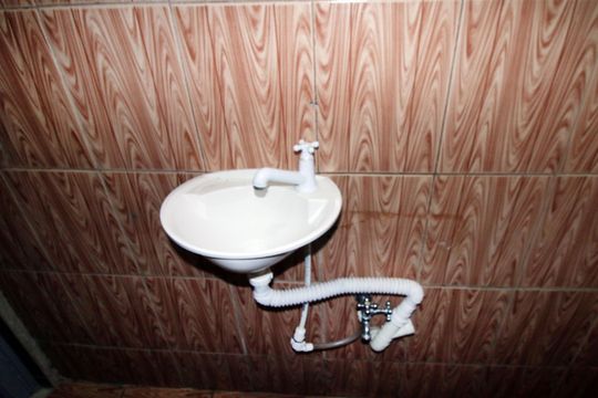 Banheiro de apartamento para alugar com 2 quartos, 60m² em Coelho Neto, Rio de Janeiro