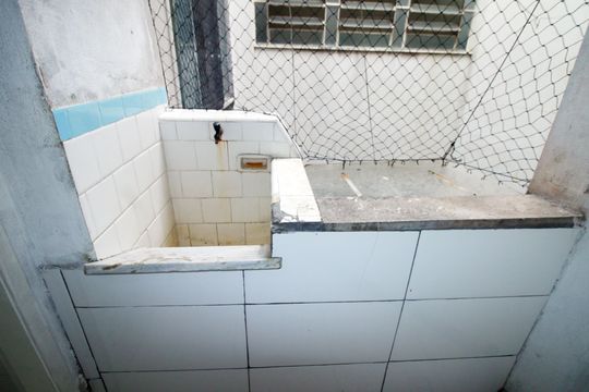 Área de Serviço de apartamento para alugar com 2 quartos, 60m² em Coelho Neto, Rio de Janeiro