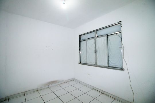 Quarto 2 de apartamento para alugar com 2 quartos, 60m² em Coelho Neto, Rio de Janeiro