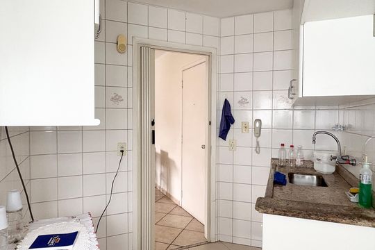 Cozinha e Área de Serviço de apartamento para alugar com 2 quartos, 50m² em Freguesia do Ó, São Paulo