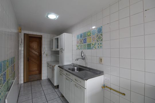 Cozinha de apartamento para alugar com 2 quartos, 57m² em Taquara, Rio de Janeiro