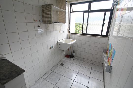 Área de Serviço de apartamento para alugar com 2 quartos, 57m² em Taquara, Rio de Janeiro