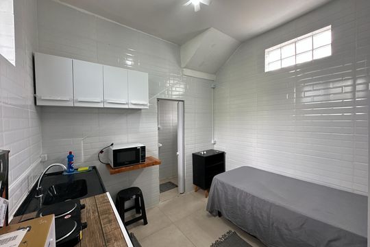 Kitnet/Studio para alugar com 1 quarto, 13m² em Jardim Maria Amelia, Jacareí