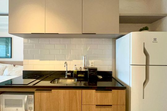 Cozinha de kitnet/studio à venda com 1 quarto, 26m² em Sumarezinho, São Paulo