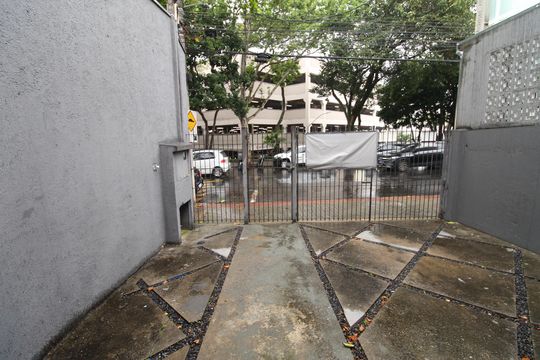 Garagem de casa para alugar com 1 quarto, 98m² em Jardim Augusta, São José dos Campos