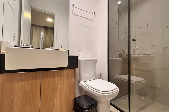 Banheiro de kitnet/studio para alugar com 1 quarto, 35m² em Vila Olímpia, São Paulo