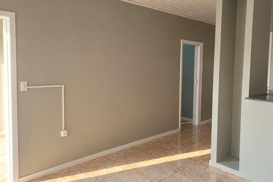 Sala de casa à venda com 2 quartos, 98m² em Igara, Canoas