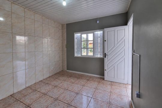 Casa à venda com 2 quartos, 98m² em Igara, Canoas
