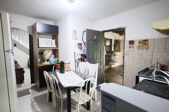 Cozinha de casa à venda com 2 quartos, 250m² em Rochdale, Osasco